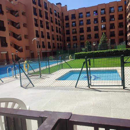 En Madrid, A Unos Minutos Del Aeropuerto Airport Barajas, Plenilunio, Estadio De Futbol Metropolitano, Feria De Madrid, Clinica Navarra المظهر الخارجي الصورة